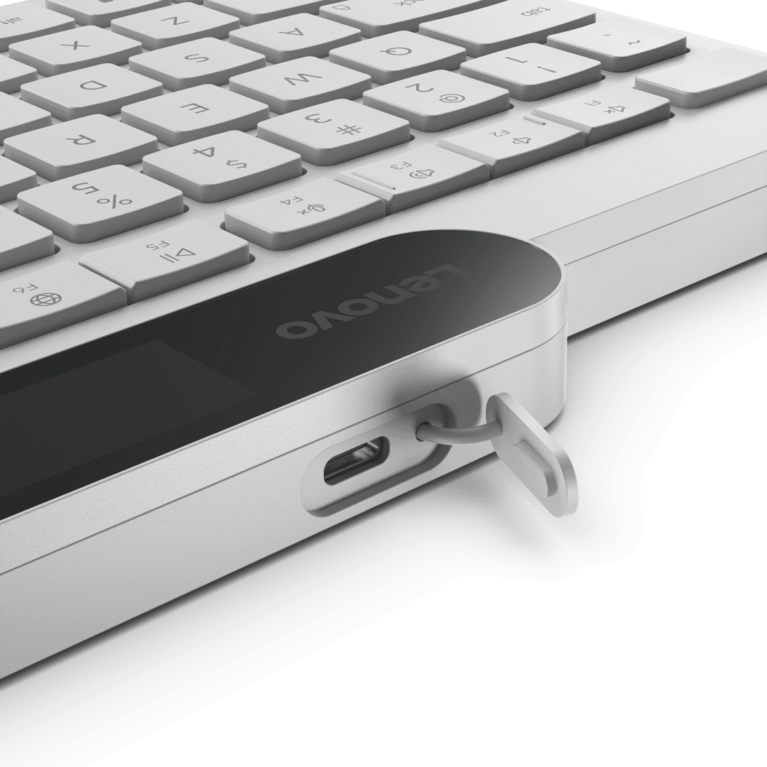 Tastatura Lenovo 800 Self-Charging Bluetooth; reincarcabila cu ajutorul luminii ambientale, fara spatiu destinat bateriilor clasice; layout: US; conectivitate: BT 5.1, se poate conecta la 3 dispozitive; greutate: 635g; compatibil cu Windows 10, Windows 11; culoare: alb